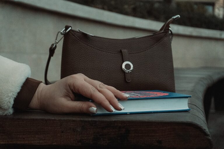 Photo trendy handbags
